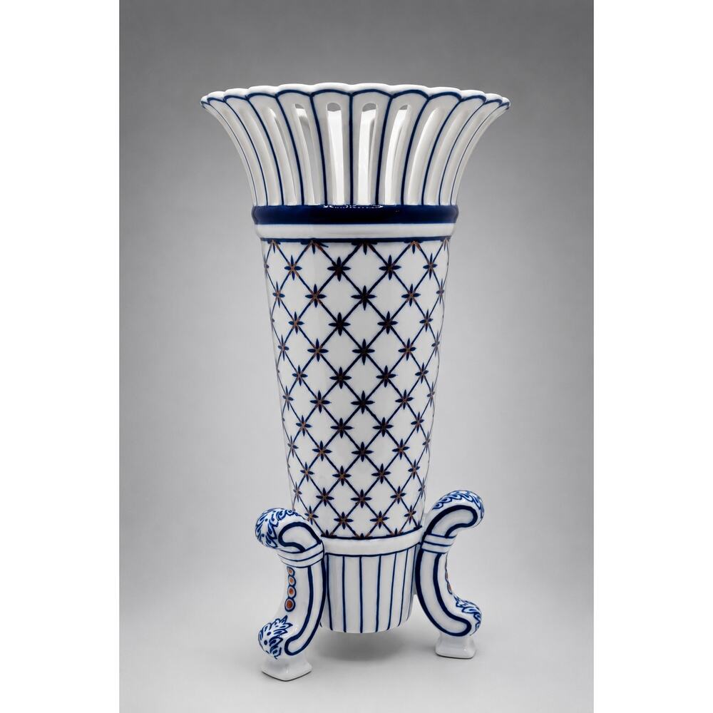 Bombay Blue White Porcelain Footed Vase Chinoiserie Floral Lattice 12” Decor